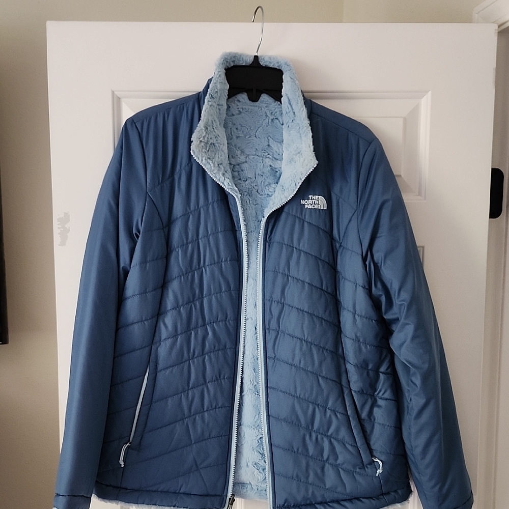 The North Face Womans Quilted Blue Puffer Jacket